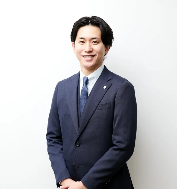 大阪オフィス・オフィス長 渡邉　直斗
